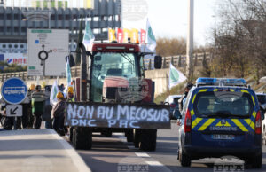 Протест на земеделци във Франция.