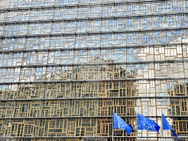 Европейският съвет ще обсъди днес помощта за Украйна, европейския бюджет Европейският съвет ще обсъди днес помощта за Украйна, европейския бюджет и отбраната