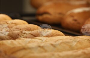 Едни от първите щандове от инициативата "Магазин за хората" ще бъдат официално открити в Куклен днес