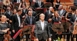 Емил Табаков ще дирижира концерт, наречен „Музика сега” в Националната филхармония в Скопие