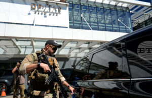 Жаир Болсонаро бе подложен на оперативно лечение на двустранна херния