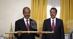 Жителите на сомалийската столица гласуват на местни избори, които са първа стъпка към възстановяването на всеобщото избирателно право