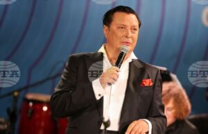 За 30 години на сцената разбрах, че не трябва да променям своя стил и ориентацията си към музиката, каза Васил Петров преди концерта в Казанлък За 30 години на сцената разбрах, че не трябва да променям своя стил и ориентацията си към музиката, каза Васил Петров преди концерта в Казанлък