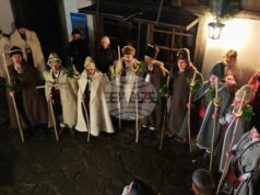 За пръв път в музей „Етър“ пресъздадоха коледуване вечерно