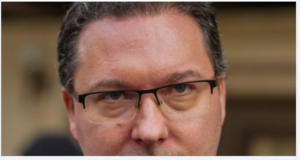 Заради „безпардонното държание“ Митов си осигури протест пред МВР