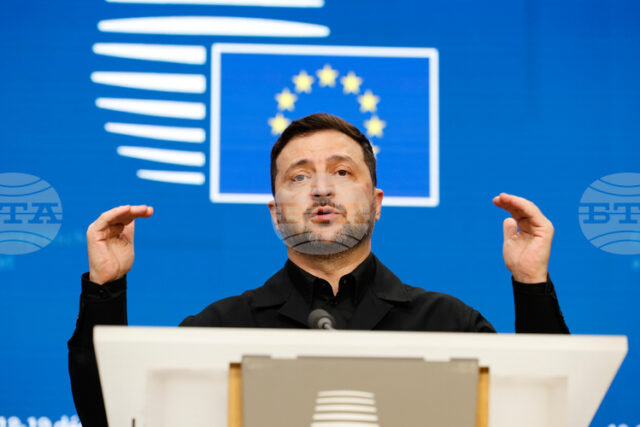 Зеленски изрази готовност да организира референдум за мирния план на Тръмп за Украйна