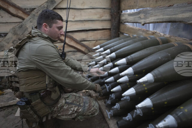 Интензивните сражения във Вовчанск продължават, а украинските сили удържат ключови Интензивните сражения във Вовчанск продължават, а украинските сили удържат ключови райони, заяви украински военен говорител