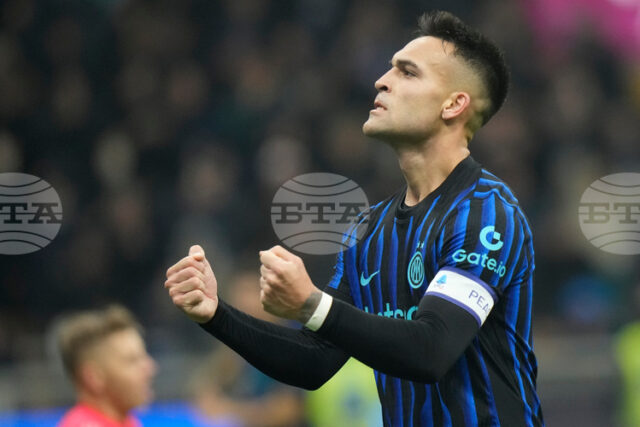 Интер се наложи над Комо, Сасуоло победи Фиорентина в Серия А