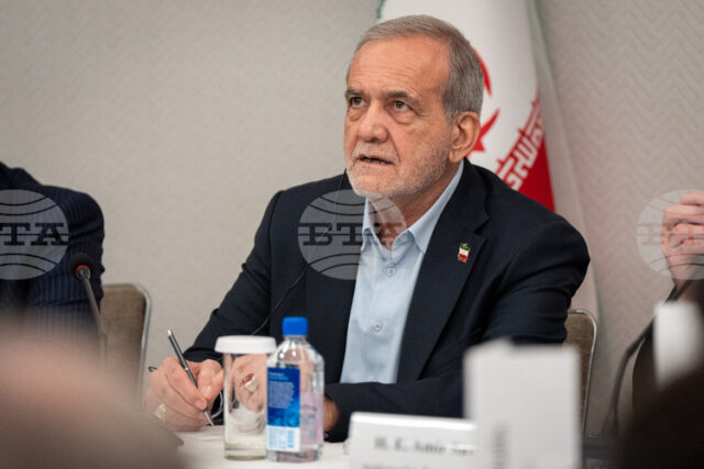 Иранският президент призова за диалог с протестиращите