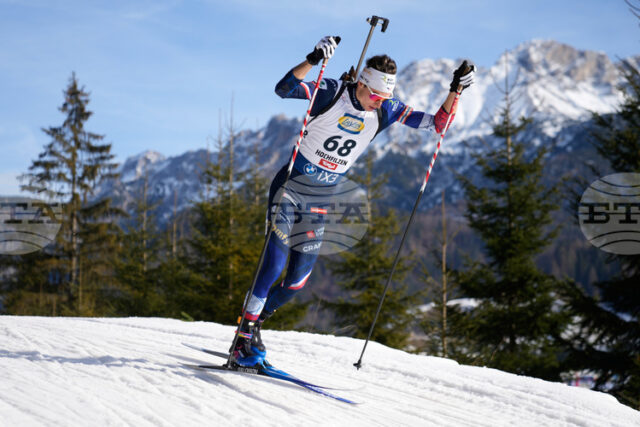 Италианецът Томазо Джакомел триумфира в спринта от Световната купа по Италианецът Томазо Джакомел триумфира в спринта от Световната купа по биатлон в Хонфилцен, българите останаха извън първите 60