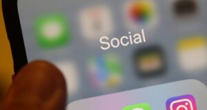 Фейсбук, УотсАп, Инстаграм