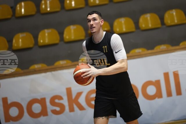 Кемниц и баскетболният национал Йордан Минчев се наложиха над Паниониос Кемниц и баскетболният национал Йордан Минчев се наложиха над Паниониос след обрат в турнира Еврокъп