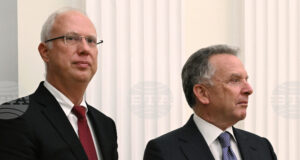 Специалният пратеник на руския президент Путин пристигна в Маями, за да обсъди с американската страна решение на конфликта в Украйна