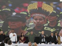 Колумбийският президент нареди на силите за сигурност да започнат нападение срещу голяма въоръжена група Колумбийският президент нареди на силите за сигурност да започнат нападение срещу голяма въоръжена група