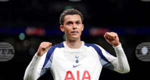 Кристъл Палас постигна споразумение с Тотнъм за нападателя Бренан Джонсън