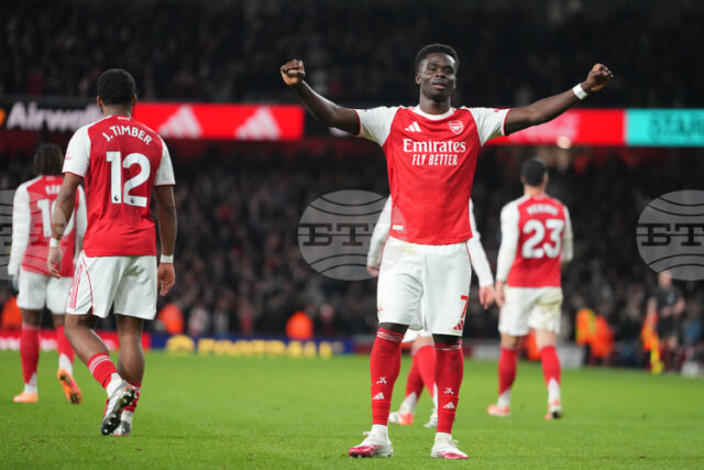 Лидерът Арсенал постигна нова победа във Висшата лига, Челси допусна загуба, а Ливърпул завърши наравно със Съндърланд