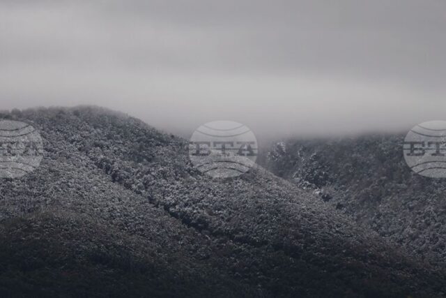 Лоши са условията за туризъм в планините, в Пирин е намалена видимостта и има обилен снеговалеж, съобщи Планинската спасителна служба на БЧК