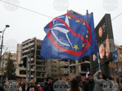 Луксозният проект на Джаред Къшнър в Белград се срина под натиска на протести и обвинения Белград (11 ноември 2025) Граждани и студенти протестираха срещу отпадането на статута на паметник на културата на сградата на бившия Генерален щаб на несъществуващата югоармия. Снимка: БТА