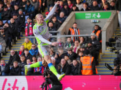 Манчестър Сити победи Кристал Палас като гост и се доближи на две точки от върха във Висшата лига Манчестър Сити победи Кристал Палас като гост и се доближи на две точки от върха във Висшата лига