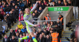 Манчестър Сити победи Кристал Палас като гост и се доближи на две точки от върха във Висшата лига