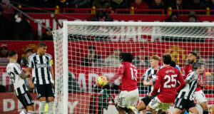 Манчестър Юнайтед стигна до успех срещу Нюкасъл