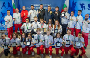 Министър Иван Пешев награди призьорите от последните пет големи първенства по теакуондо
