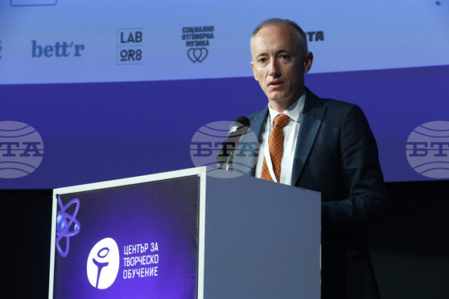 Министър Красимир Вълчев ще открие нови училищни STEМ центрове в Министър Красимир Вълчев ще открие нови училищни STEМ центрове в общините Пазарджик и Марица