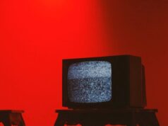 Най-важното от седмицата: Протести, оставки, международно напрежение и пазарни рекорди телевизор