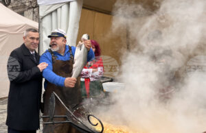 Национален рибен фест посреща посетители днес в центъра на София