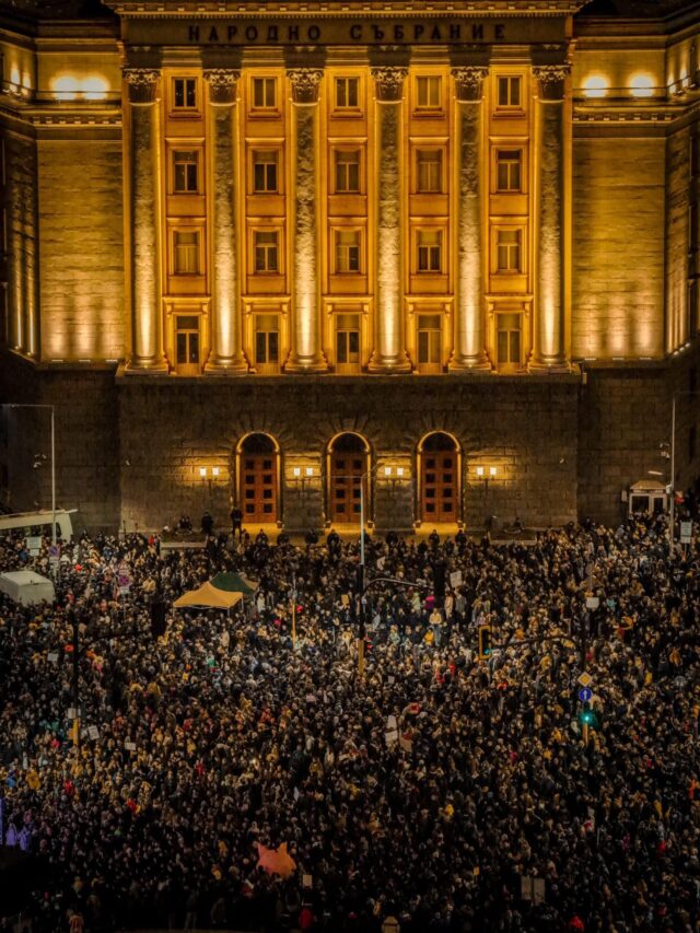 Недоволство срещу бюджета прерасна в искане на оставка на правителството