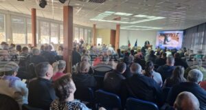 Недостигът на пасища и шарката са основните проблеми за животновъдите, посочиха на годишната среща на асоциацията на овцевъдите и козевъдите у нас