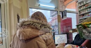 Необосновано завишение на цените беше констатирано по време на проверки в Перник, извършени от представители на НАП и КЗП