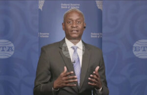 Нови понижения на лихвите в САЩ крият риск от ускоряване на инфлацията и подкопаване на доверието в УФР, твърди Рафаел Бостик