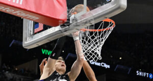 Ню Йорк продължава с успешните игри в НБА, фаворитите в Западната конференция Сан Антонио и Денвър с поражения