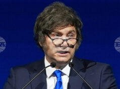 Няколко хиляди души излязоха на протест в Буенос Айрес срещу трудова реформа на президента Милей Няколко хиляди души излязоха на протест в Буенос Айрес срещу трудова реформа на президента Милей