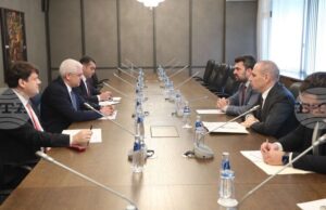 ОБНОВЕНА Буксирането на танкера „Кайрос“ до Ахтопол е станало без знанието на Анкара, заяви посланик Мехмет Уянък пред министрите Караджов и Георгиев