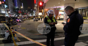 ОБНОВЕНА
                                                                                                Заподозреният в атака с нож в Тайпе е убил трима души и е ранил девет