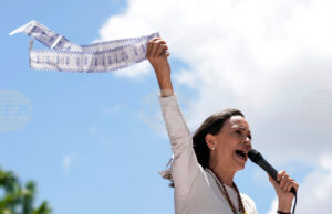 ОБНОВЕНА Мария Корина Мачадо ще пристигне в Осло, въпреки че няма да присъства на церемонията по връчване на Нобеловата награда за мир ОБНОВЕНА Мария Корина Мачадо ще пристигне в Осло, въпреки че няма да присъства на церемонията по връчване на Нобеловата награда за мир