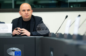 ОБНОВЕНА Председателката на ЕП обяви, че Европейската прокуратура е поискала от нея отнемането на имунитета на българския евродепутат Илхан Кючюк ОБНОВЕНА Председателката на ЕП обяви, че Европейската прокуратура е поискала от нея отнемането на имунитета на българския евродепутат Илхан Кючюк