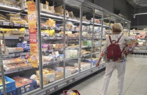 Оборотът в търговията на дребно се увеличава с 1 процент през октомври спрямо предходния месец, по данни на НСИ