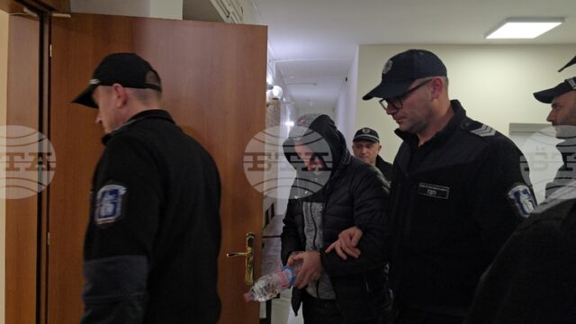 Окръжният съд в Ловеч пусна под домашен арест началника на Окръжният съд в Ловеч пусна под домашен арест началника на Пето РУ в София Пламен Максимов