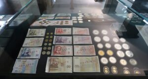 БНБ, български лев, пари