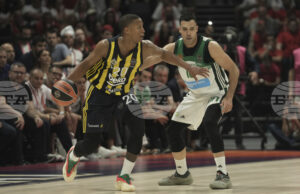 Панатинайкос надигра шампиона Фенербахче в баскетболната Евролига, Барселона записа нов успех в Париж