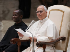 Папа Лъв Четиринадесети призова за изпълнена с радост и гостоприемство Църква в речта си пред кардиналите във Ватикана