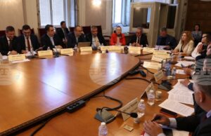 Парламентарната комисия по бюджет и финанси ще разгледа т.нар. удължителен бюджет за 2026 г., внесен от правителството в оставка