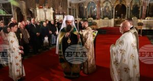 Патриарх Даниил възглави празничното богослужение за Бъдни вечер, което започна в катедралата "Св. Александър Невски"