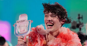 Победителят в „Евровизия“ - Немо, връща трофея в знак на протест срещу включването на Израел в песенния конкурс