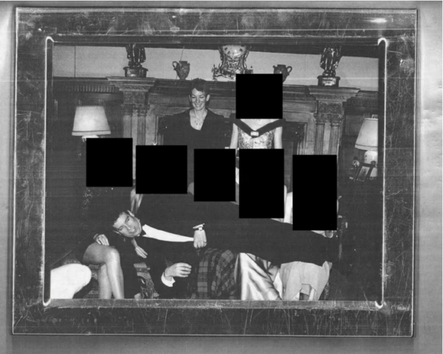 Повече за Клинтън и почти нищо за Тръмп: Вашингтон публикува част от досиетата „Епстийн“