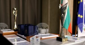 Полицейски служители и колективи с високи професионални резултати през годината ще бъдат отличени на церемонията „Полицай на годината 2025”