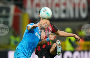 Полузащитникът на Наполи Станислав Лоботка отново получи контузия